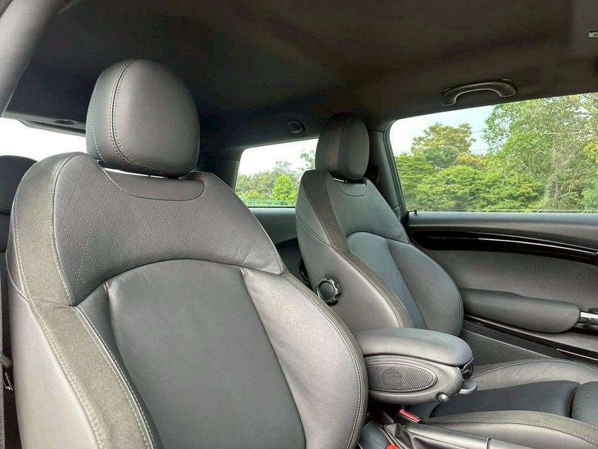 Mini Cooper S Hatch 3 Doors Hightrim F56 LCI ปี 2018 จด 2019 12