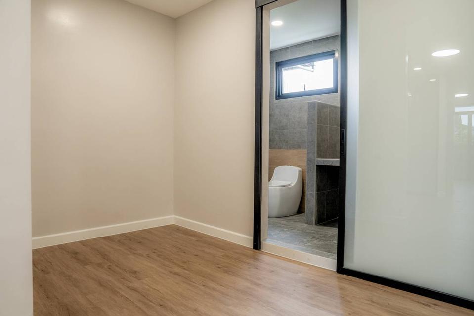 ขายบ้านทาวโฮมเอกมัย สุขุมวิท65 ปรีดีพนมยงค์15 Townhome 4ชั้น ใกล้ BTSเอกมัย ทองหล่อ พระโขนง 3 ห้องนอน 4ห้องน้ำ ทำใหม่พร้อมอยู่ ใกล้พระราม4 0879074045 9