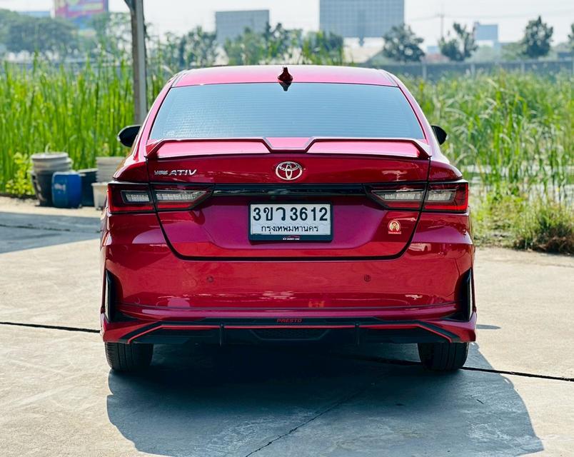 รถบ้านเข้าใหม่ สีสดใส จะถูกจะแพงแดงไว้ก่อนเลยจ้า เดิมทั้งคัน ไมล์เพียง34,000โลเท่านั้น เข้าศูนย์ตลอด  #TOYOTA YARISATIV 1.2PREMIUM LUXURY ปี2022จด202 รูปที่ 2