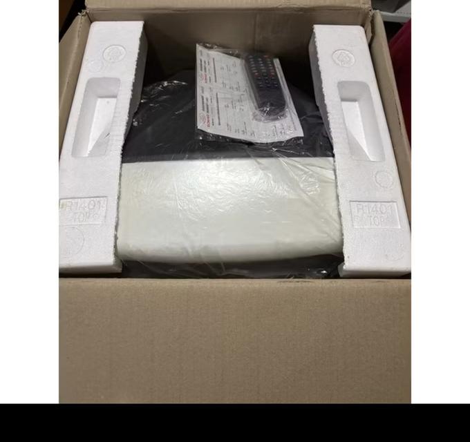 strada CRT TV 14 inches white color  7