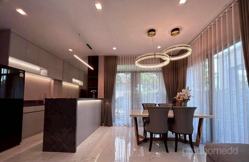 ให้เช่าบ้านเดี่ยว 2 ชั้น บางกอก บูเลอวาร์ด บางนา ศรีนครินทร์ ตกแต่ง Built-in ทั้งหลัง 3ห้องนอน 3ห้องนอน - ghd000718R 6