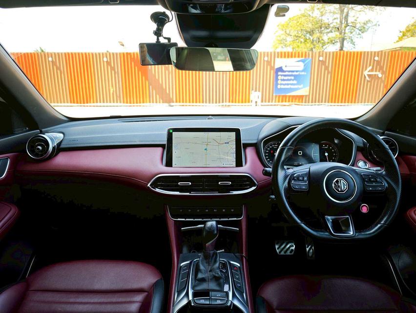 MG HS 1.5 Turbo X 2WD 15