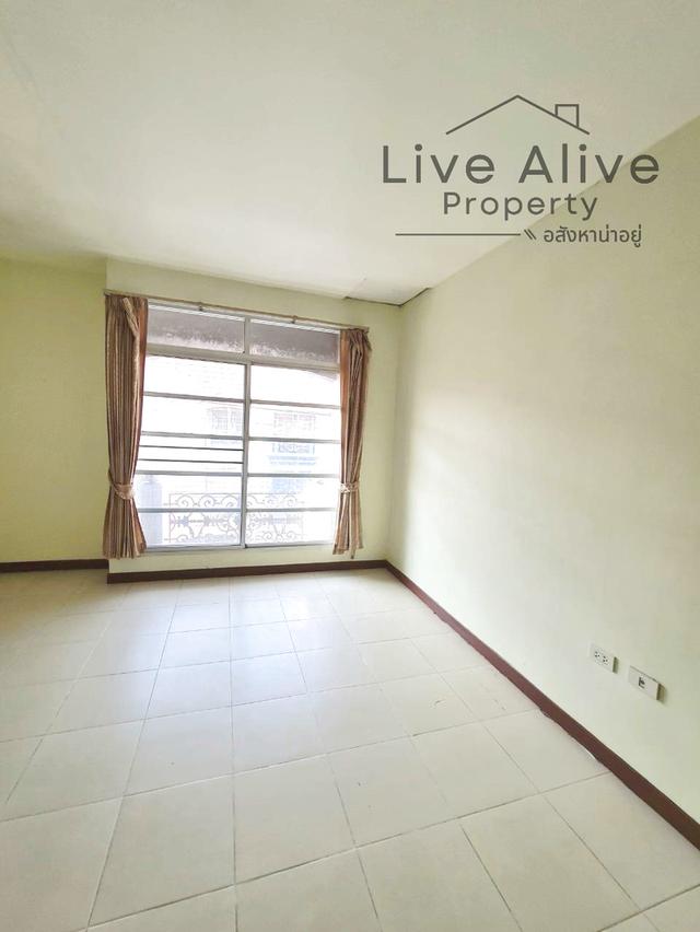 #S-0016 📣📣ขายด่วน!! #ทาวน์โฮมแถวอ่อนนุช80 #พัฒนาการ บ้านเปล่าเหมาะสำหรับทำรีโนเวทเพื่ออยู่อาศัยเอง ทำเลดีมาก 👍 17