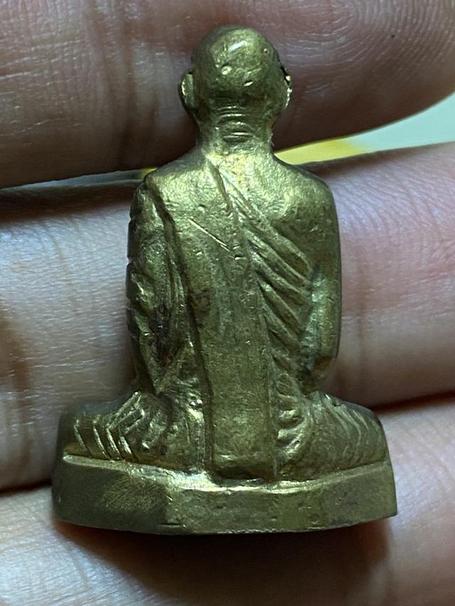 หล่อหลวงพ่อเดิม วัดหนองบัว รุ่นเสาร์5 ปี2536 รูปย่อยที่ 3