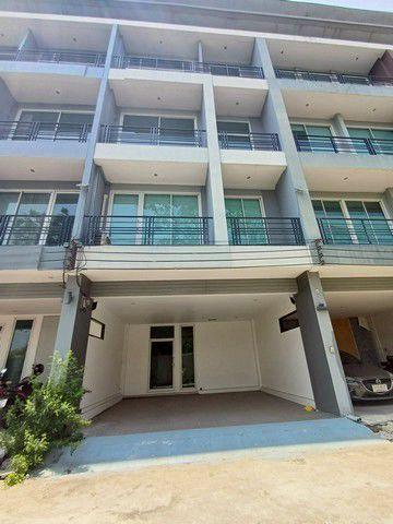 ให้เช่าโฮมออฟฟิต 4 ชั้น 277 ตร.ม. ย่านรามอินทรา 93 ใกล้แฟชั่นไอแลนส์ MRTวงแหวนรามอินทรา 1