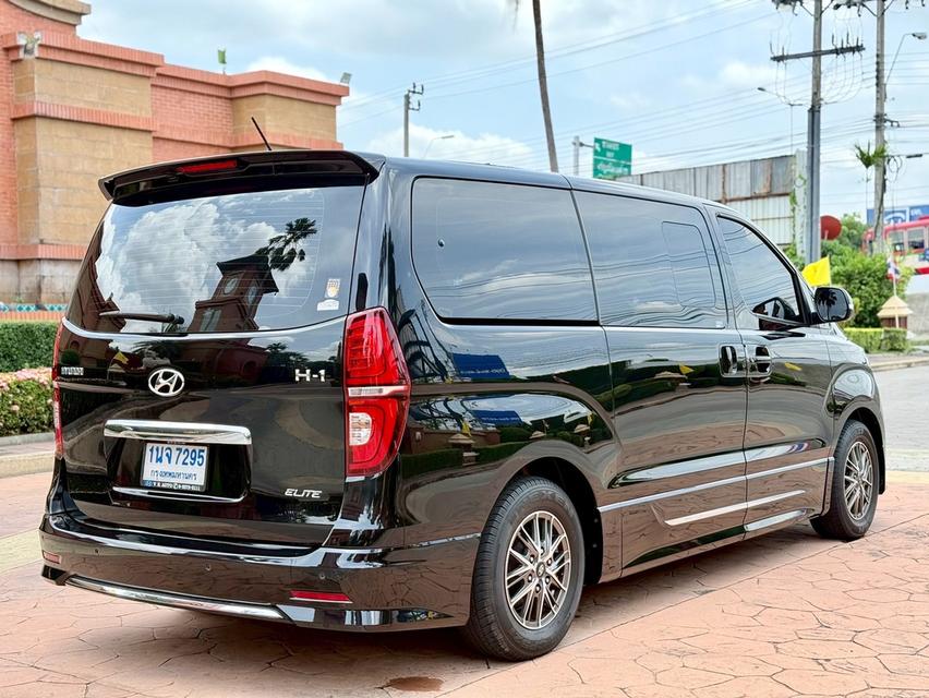 รหัสรถ PJP7295 2021 HYUNDAI H-1 2.5 ELITE