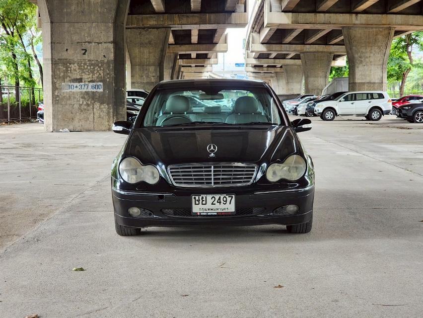 Benz C180 W205 ปี 2004