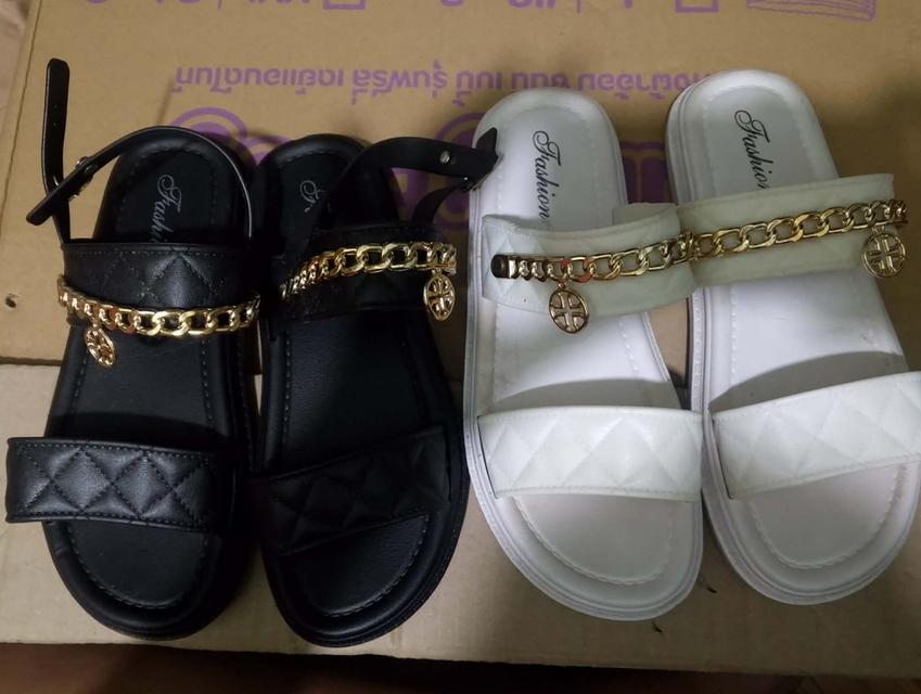 รองเท้ามือสองราคาเบาๆ มี2สี ดำ-ขาว สีละคู่ รูปที่ 2