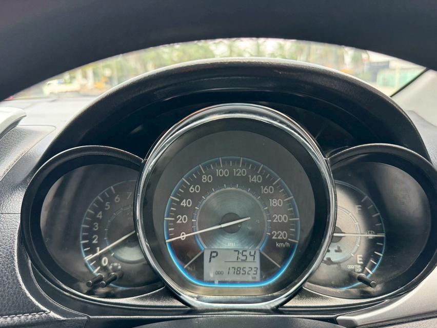 Toyota Vios 1.5E ปี2014 ATสีดำ รูปที่ 14