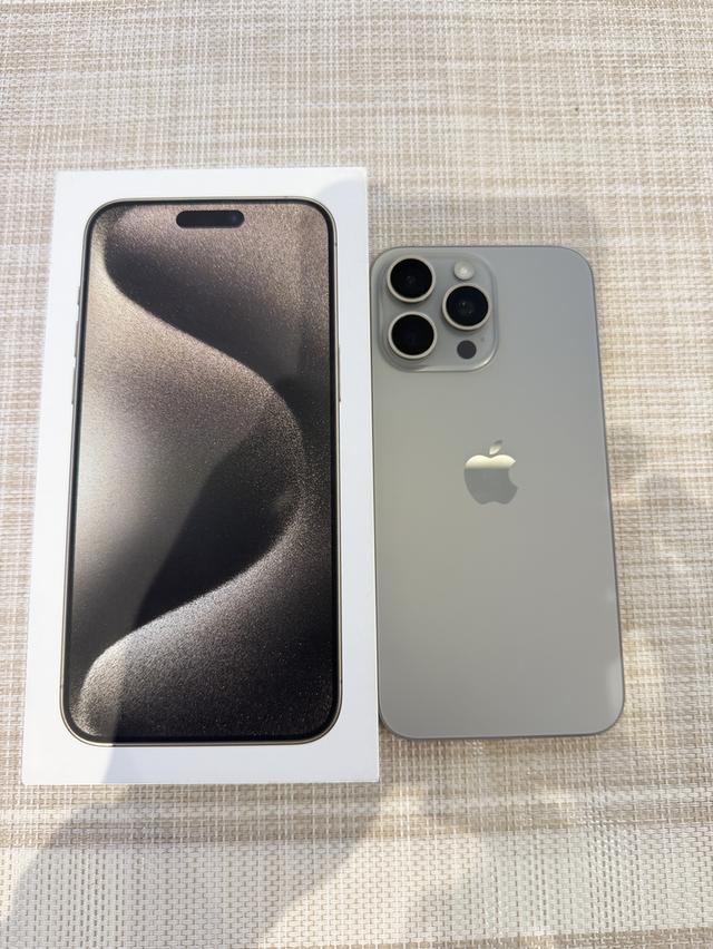 iPhone 15 Pro Max 256 แบตเตอรี่ 95% เปลี่ยนจากศูนย์
