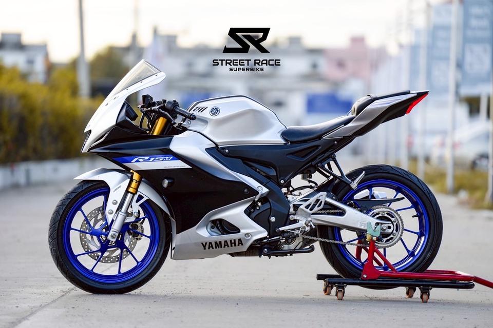 R15 Yamaha