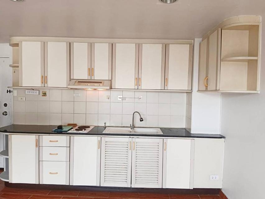 คอนโดห้องมุม ย่านรัชดา 17 ย่านอินทมระ 49 1