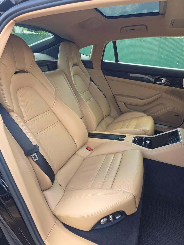 Porsche Panamera 4 E-Hybrid ปี 2019 สีดำ รถมือเดียวออกศูนย์ AAS รูปที่ 12