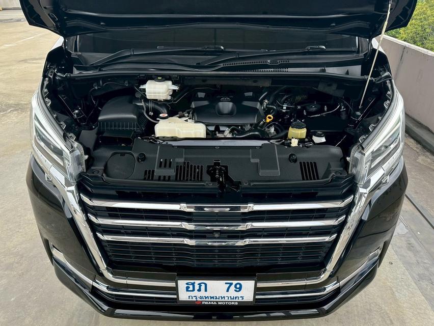 TOYOTA Majesty Model Premium 2.8L Diesel VN Turbo 20