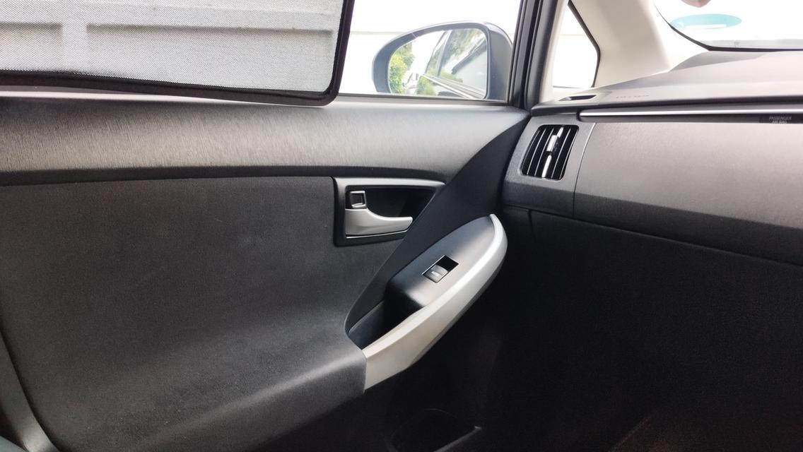 Toyota Prius 1.8 TRD Sportivo 2013 รูปที่ 15