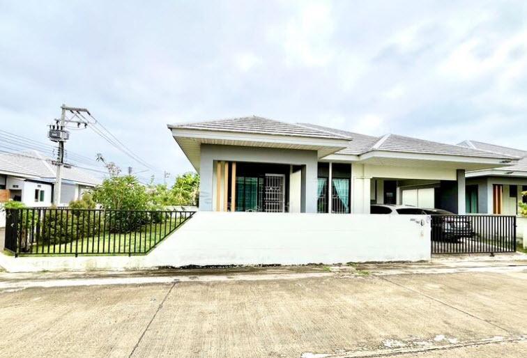 ใกล้เซ็นทรัล โคราช 16กม.บุญถาวร โคราช 2.7กม. บ้านเดี่ยวชั้นเดียวหัวมุม 3 นอน 2 น้ำ 72ตร.ว. 280ตร.ม.โซนจอหอ ใกล้รร.สุรนาร 1