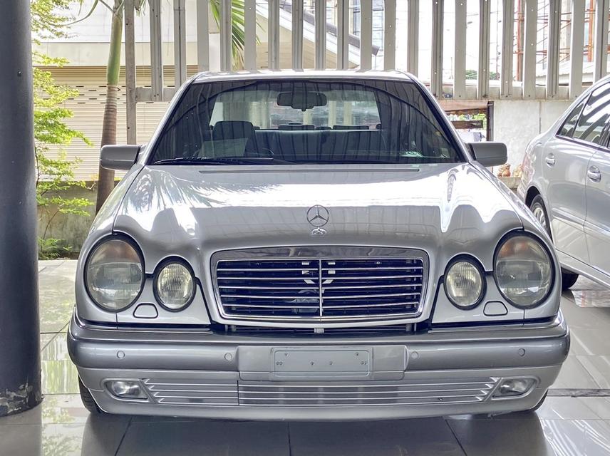 ฺBenz E230W210 (ตากลม) เครื่อง M111 ปี 1997