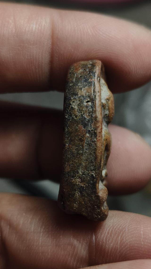 พระซุ้มกอไม่มีกนกเเนื้อสวยมวลสารชัด สวยงามน่าเก็บค่ะ 5