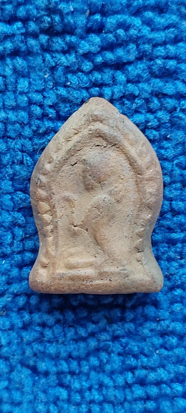 พระนางกวักพิมพ์ทรงเสมากลวงพ่อมุ่ย สุพรรณบุรี