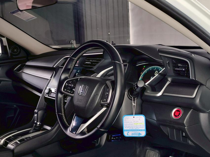 🚗HONDA CIVIC FC 1.8 EL เกียร์ ปี 2017🚗 ฟรีดาวน์ 18