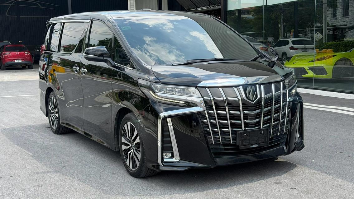 TOYOTA ALPHARD 2.5 SC PACKAGE 2022 สีดำ Milage 48,XXX KM. รถสวย ไม่มีอุบัติเหตุใดๆ ใช้น้อยสภาพดี รูปที่ 3