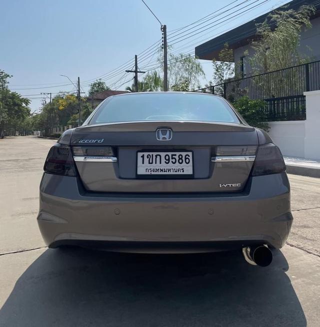 Honda Accord 2.0EL AT 2011 4