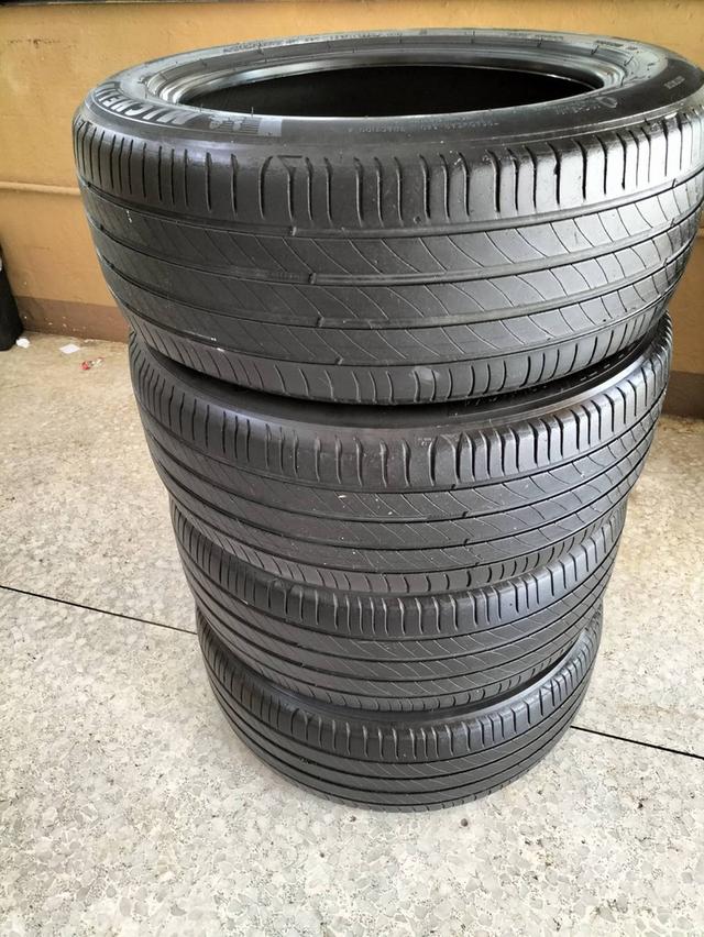 ยางรถยนต์มือสอง MICHELIN ปี 2019 (215/55 R 17) 5