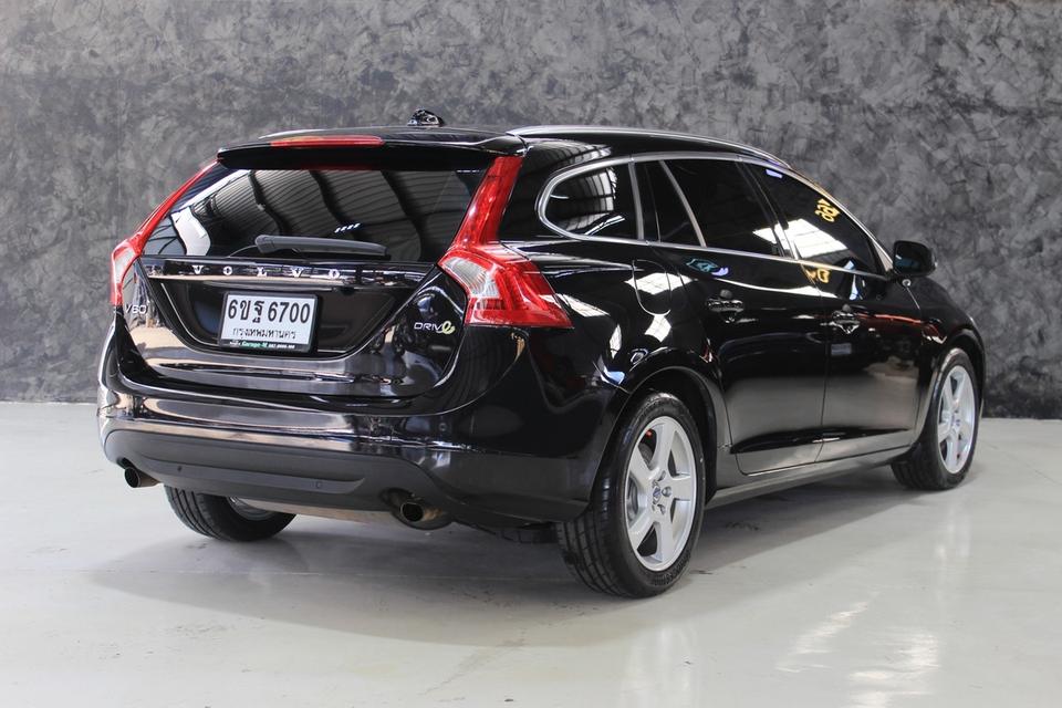 รหัสรถ JRS6700 Volvo V60 1.6 DRIVe Wagon ปี2013