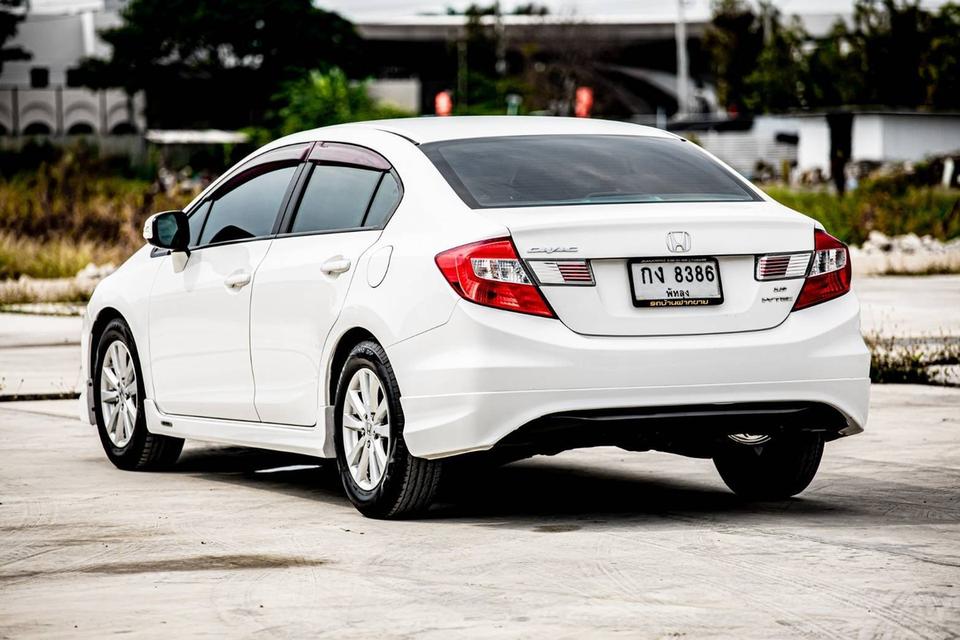 #Honda #Civic Fb 1.8S สีขาว ปี 2012 มือเดียวป้ายแดง 7