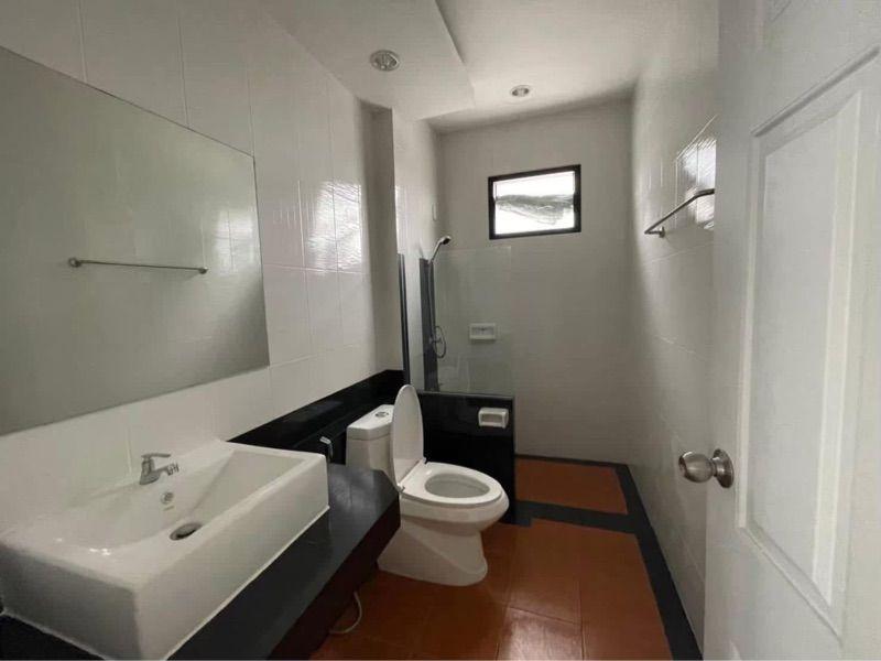 ขายบ้านเดี่ยว2ชั้น บ้านไม่เคยอาศัย หลังมุม หมู่บ้านเบญจวรรณ แกรนด์ หนองปลาไหล บางละมุง ชลบุรี. 2