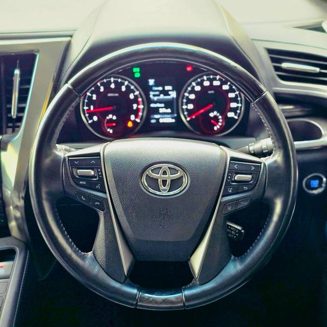 รหัสรถ BAC7322 🔥 รถตู้สุดหรูสาย VIP มาแล้ว! Toyota Vellfire 2.5 Z G Edition ปี 2018 สีขาว สภาพป้ายแดง! 🔥 11