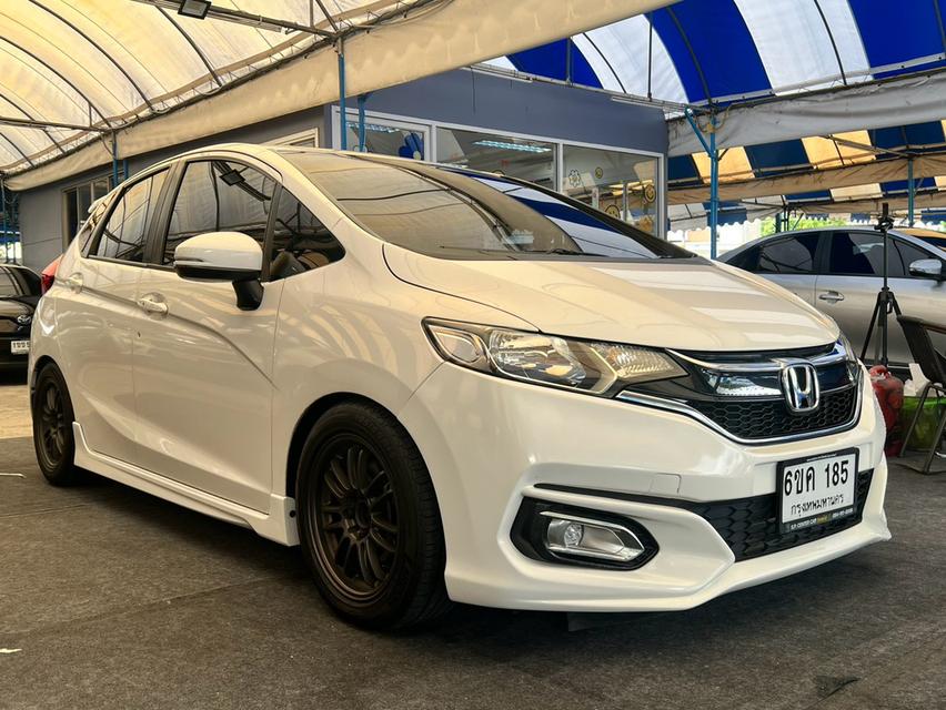 รถบ้าน ผ่อน 7,1xx Honda Jazz 1.5SV เกียร์ออโต้