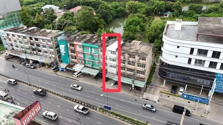 อาคารพาณิชย์ 4 ชั้น แยกปากเกร็ด นนทบุรี ทำเลดี ราคาถูก 3