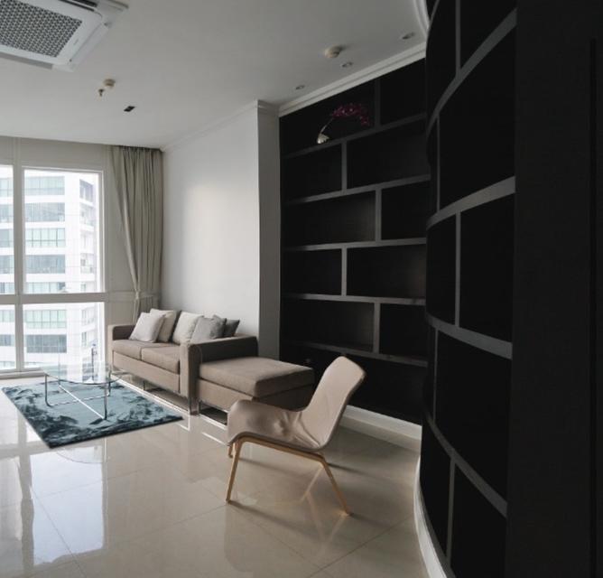 ขายคอนโดหรู Millennium Residence 1