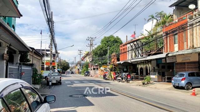 ขายที่ดินพร้อมบ้าน 3 หลัง ย่านพระสิงห์ ในคูเมือง จ.เชียงใหม่ 219 ตารางวา 6