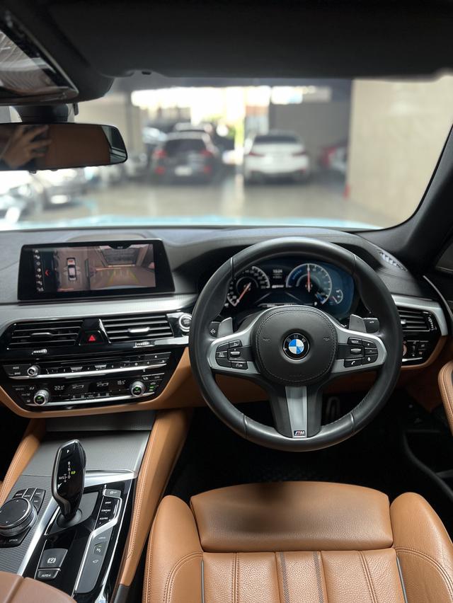 BMW 530e M Sport 8