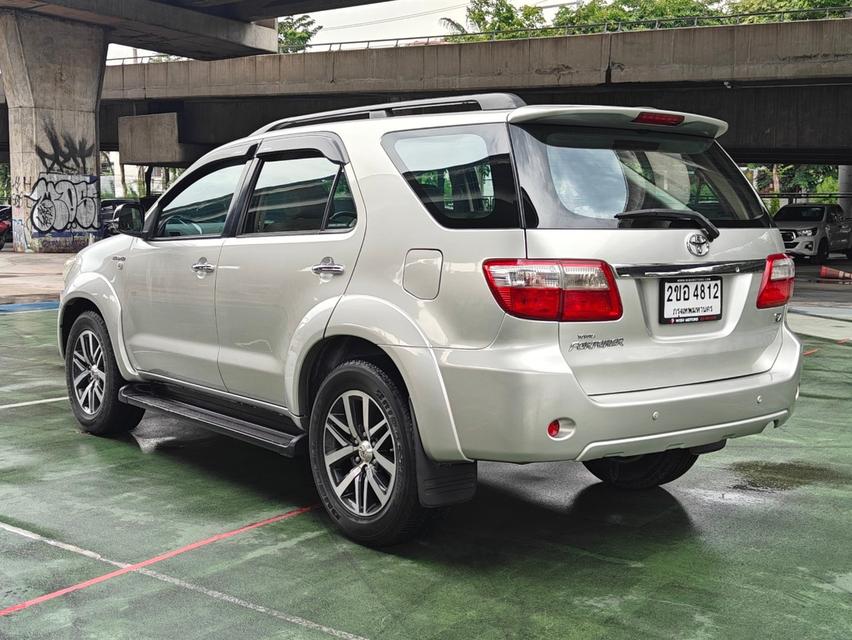 ขายToyota Fortuner 3.0V ปี10 3