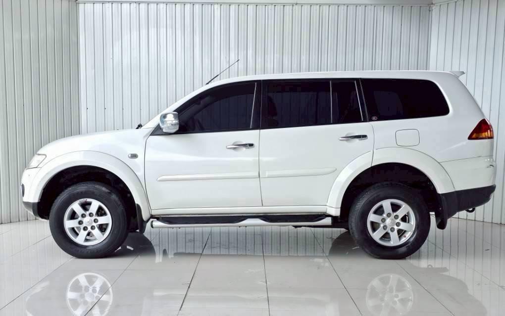 MITSUBISHI PAJERO SPORT 2.4 GLS ปี 2013