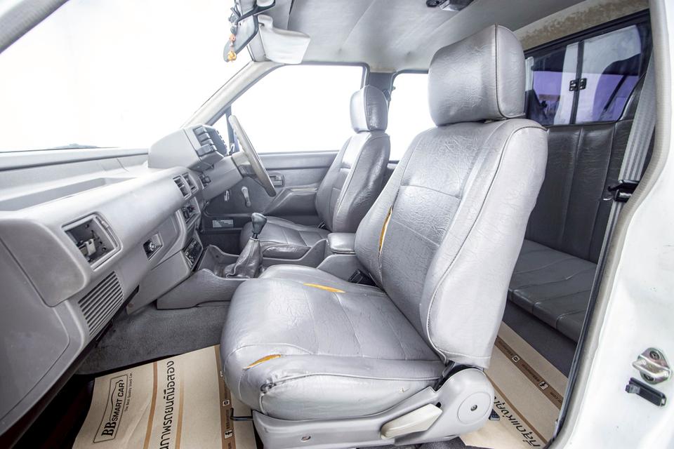 ISUZU TFR 2.5 CAB 1990 5