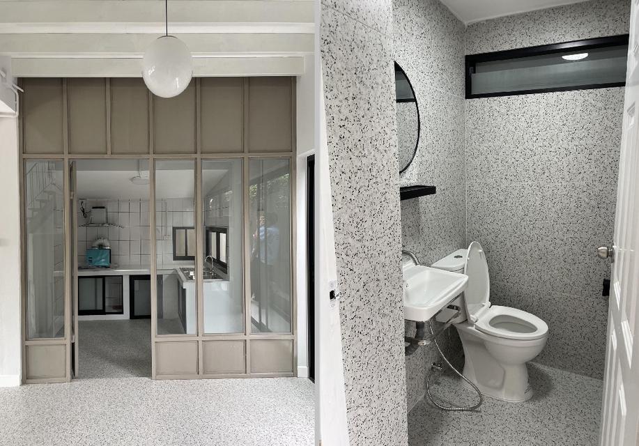 ให้เช่าโฮมออฟฟิศ / บ้านเดี่ยว 2 ชั้น / ทำเล สุทธิสาร ห้วยขวาง / ซอยวัฒนานิเวศน์ / ใกล้ MRTสุทธิสาร / บ้านสวยมาก 11