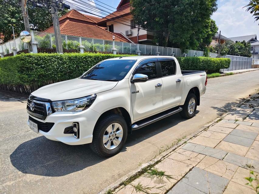 Toyota HILUX REVO ปี 2019เครื่อง 2.4 Double Cab J Plus MTPrerunner ตัวยกสูงโรงงานรถสวยจัด ไมล์วิ่งน้อย ใครได้ไปคุ้มมากเครื่องดี เกียร์ดี ขับดี รูปย่อยที่ 4