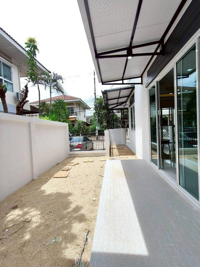 หมู่บ้านพัฒนาสิริ เลียบคลองสอง 18