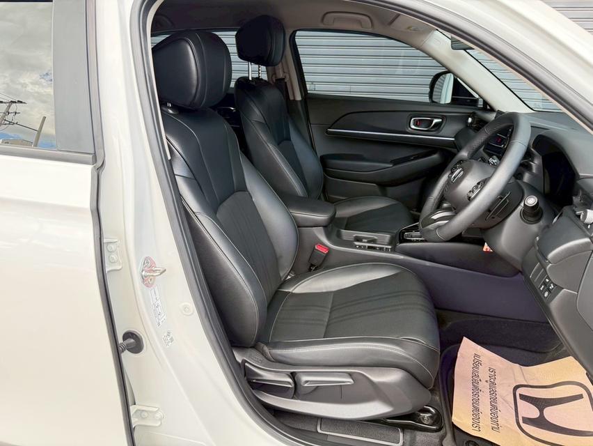 HONDA HRV 1.5EL e-HEV 2024 สีขาว ประหยัดน้ำมัน ไมล์น้อย มือเดียว 12