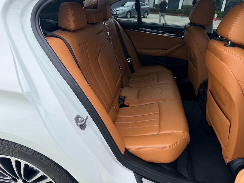 BMW 520d sport ðāļāļĩ 2018 āđāļĨāļāđāļĄāļĨāđ 88,xxx km. āļĢāļđāļāļāļĩāđ 10
