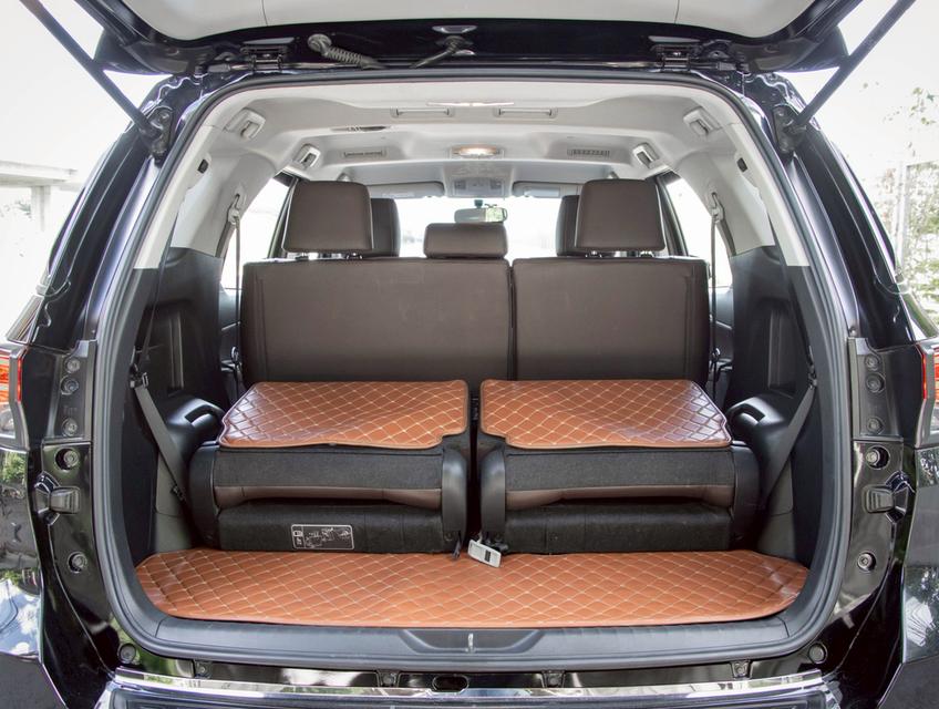 TOYOTA FORTUNER 2.4 G 2WD ปี 2019 17