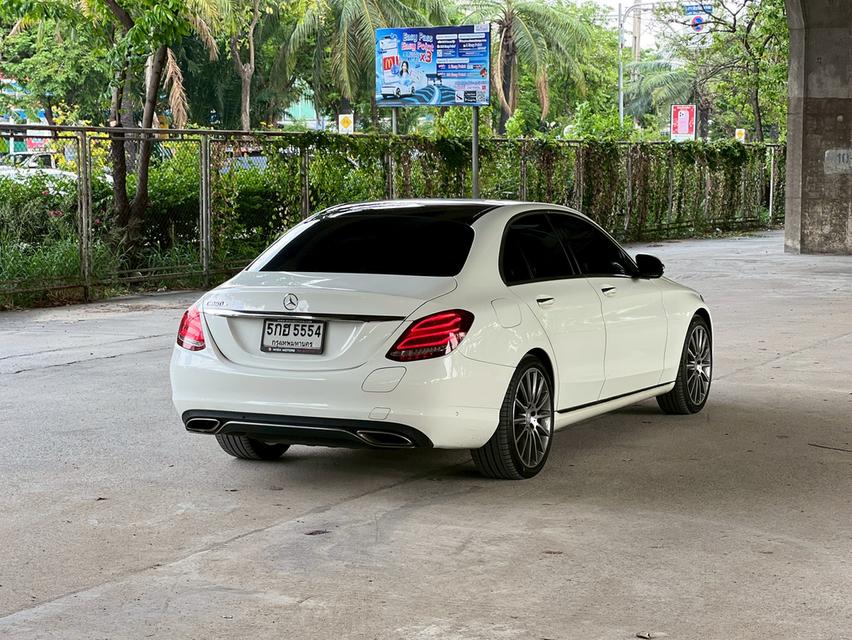 ขายรถ Benz C350e AMG W205 ปี 2017 สีขาว เกียร์ออโต้