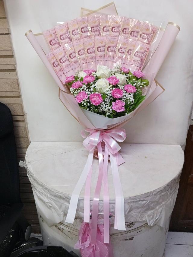 ช่อแบงค์พร้อมดอกไม้สด จัดส่งให้ฟรีตลอด24ชม. ส่งห้วยขวาง ประชาสงเคราะห์ ดินแดง ถนนสุทธิสารวินิจฉัย อินทรามระ ประดิพัทธ์ สะพานควาย สนามเป้า พระราม6 รูปที่ 12