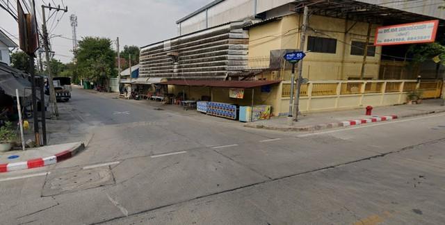 ขายด่วน พื้นที่ดิน ที่ดินถมแล้ว ซ.สวนผัก 50 0 SQ.WA 0 NGAN 1 RAI 20000000 THB ใกล้กับ ห่างถนนสวนผัก ประมาณ 600 ม. และห่า 3