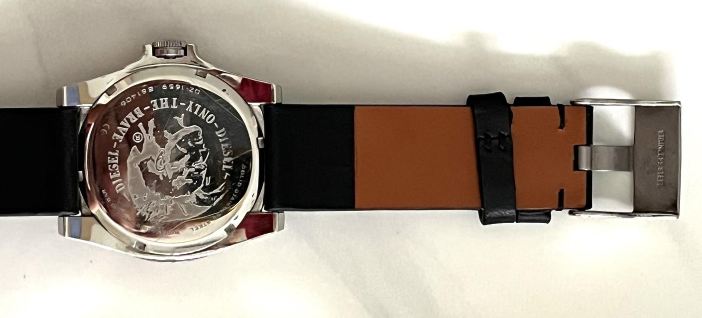 DIESEL Men’s Watch – สภาพสวย เดินปกติ 6