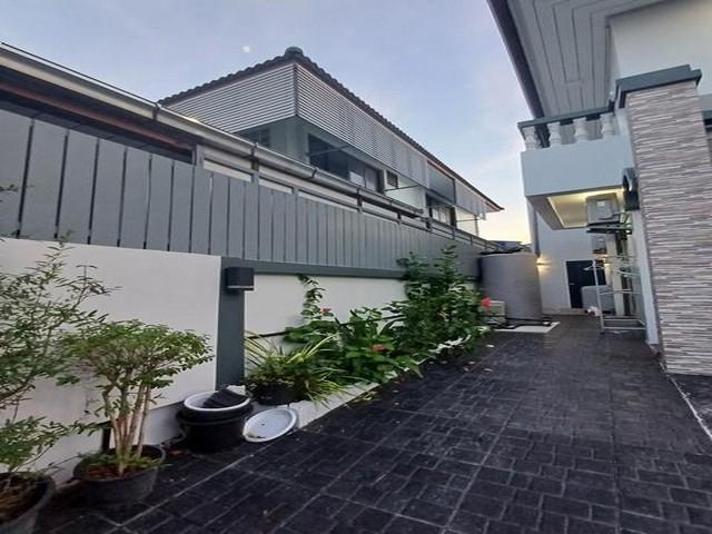 PB5522 ให้เช่าบ้านเดี่ยว หมู่บ้านฐานทอง เฉลิมพระเกียรติรัชกาลที่ 9 ซอย 54 บ้านrenovate ใหม่ เฟอร์นิเจอร์ครบ 15